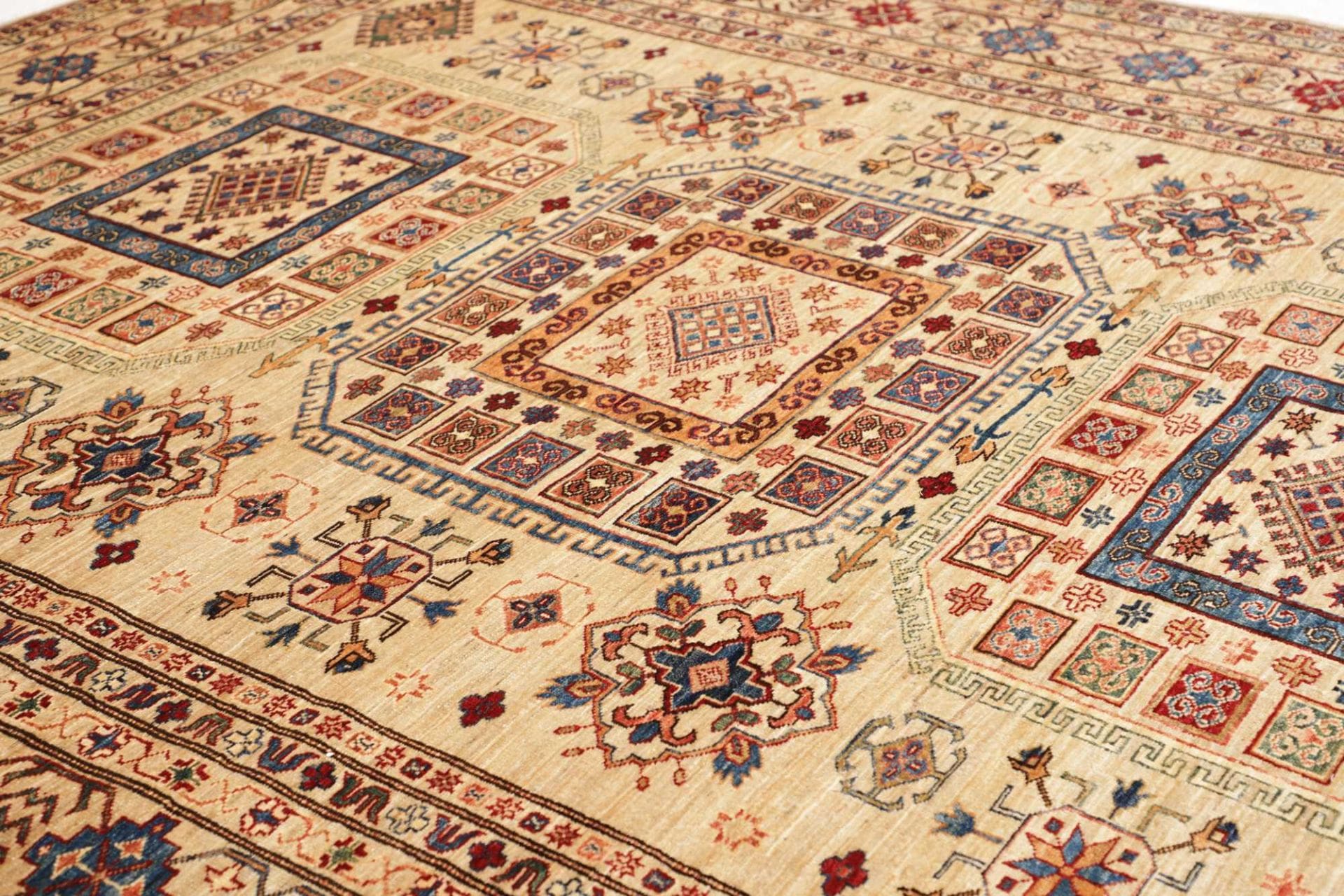 Kazak Orientteppich aus Pakistan, 264 × 304 cm