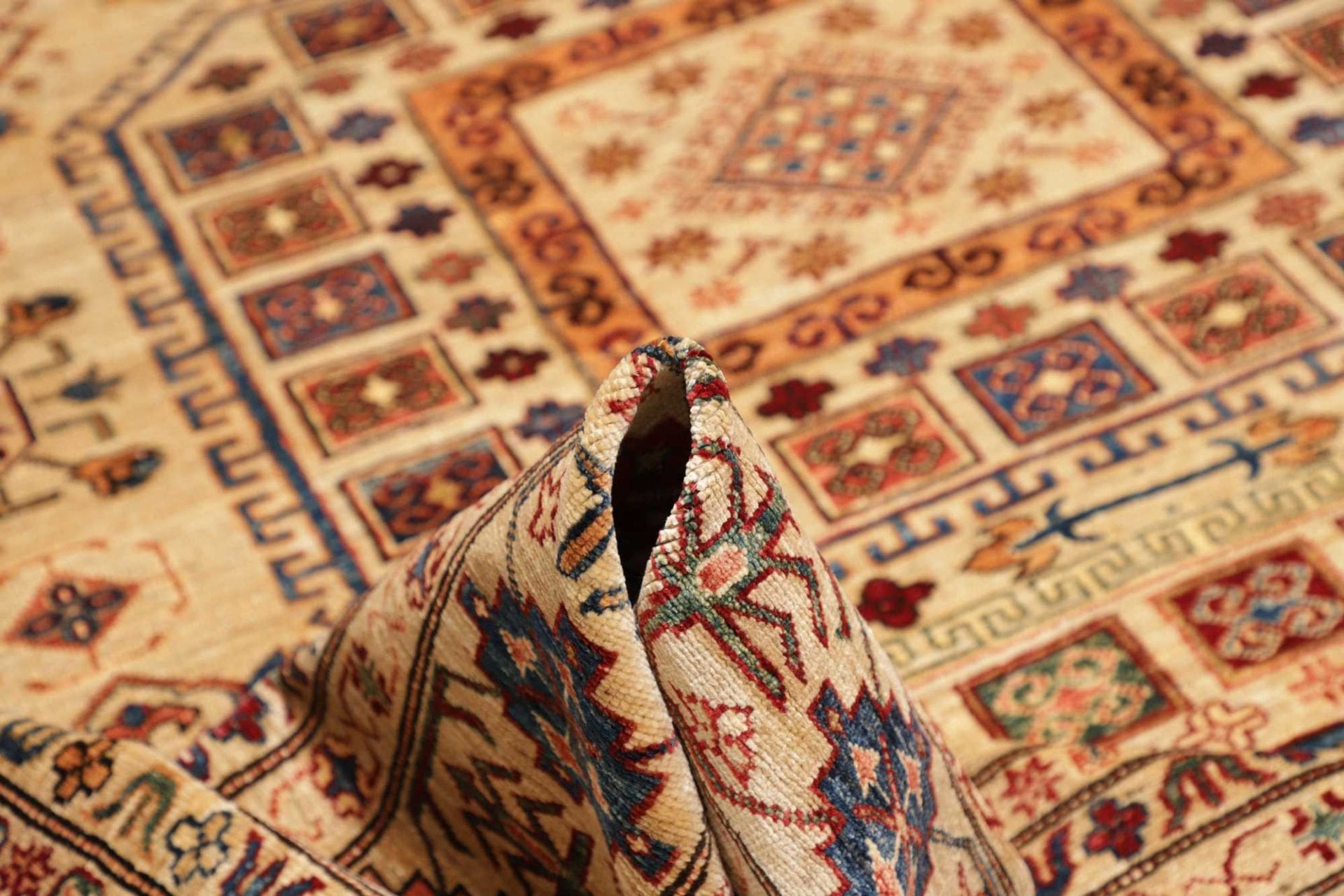 Kazak Orientteppich aus Pakistan, 264 × 304 cm
