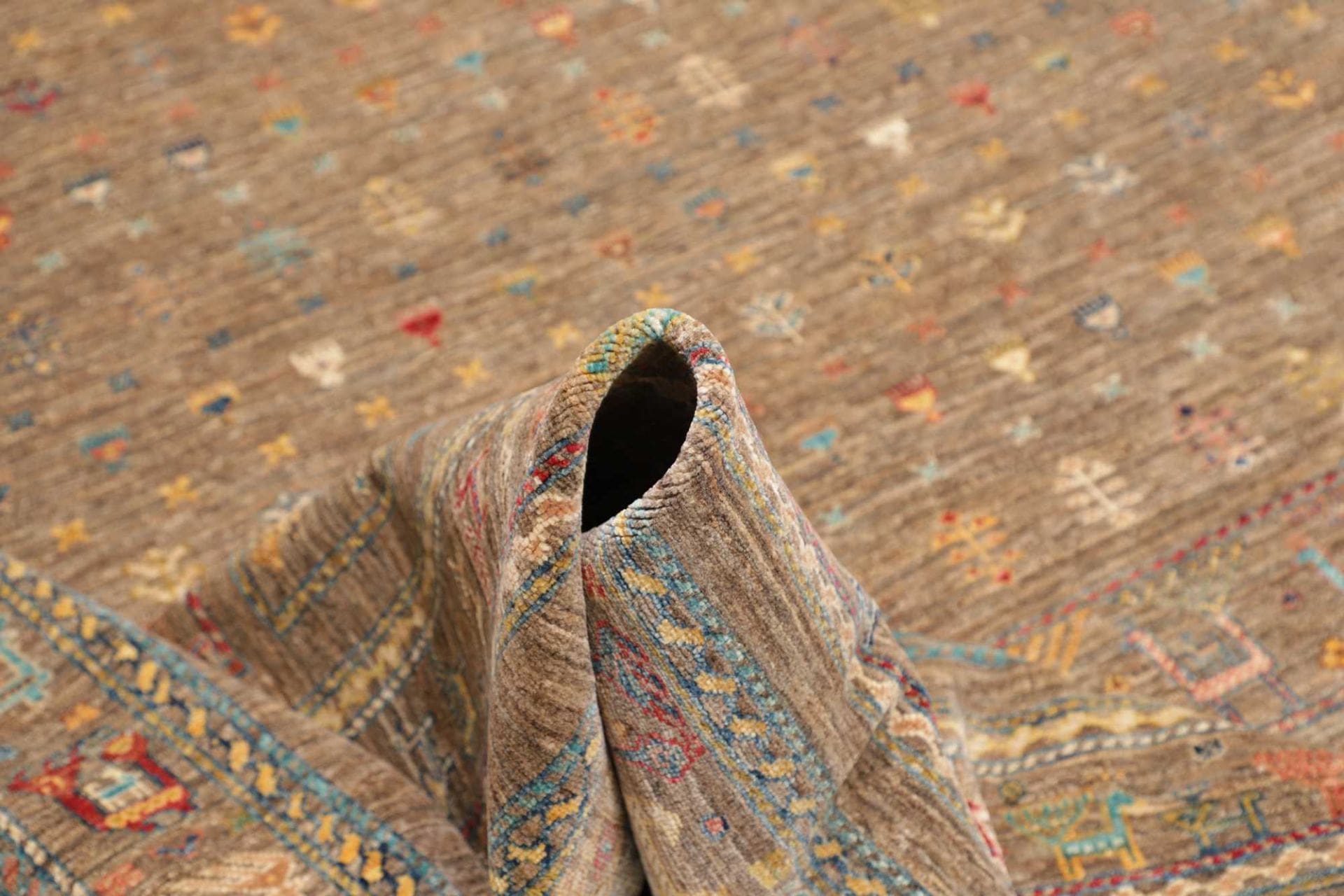Handgeknüpfter Samarkand Orientteppich 245 × 300 cm