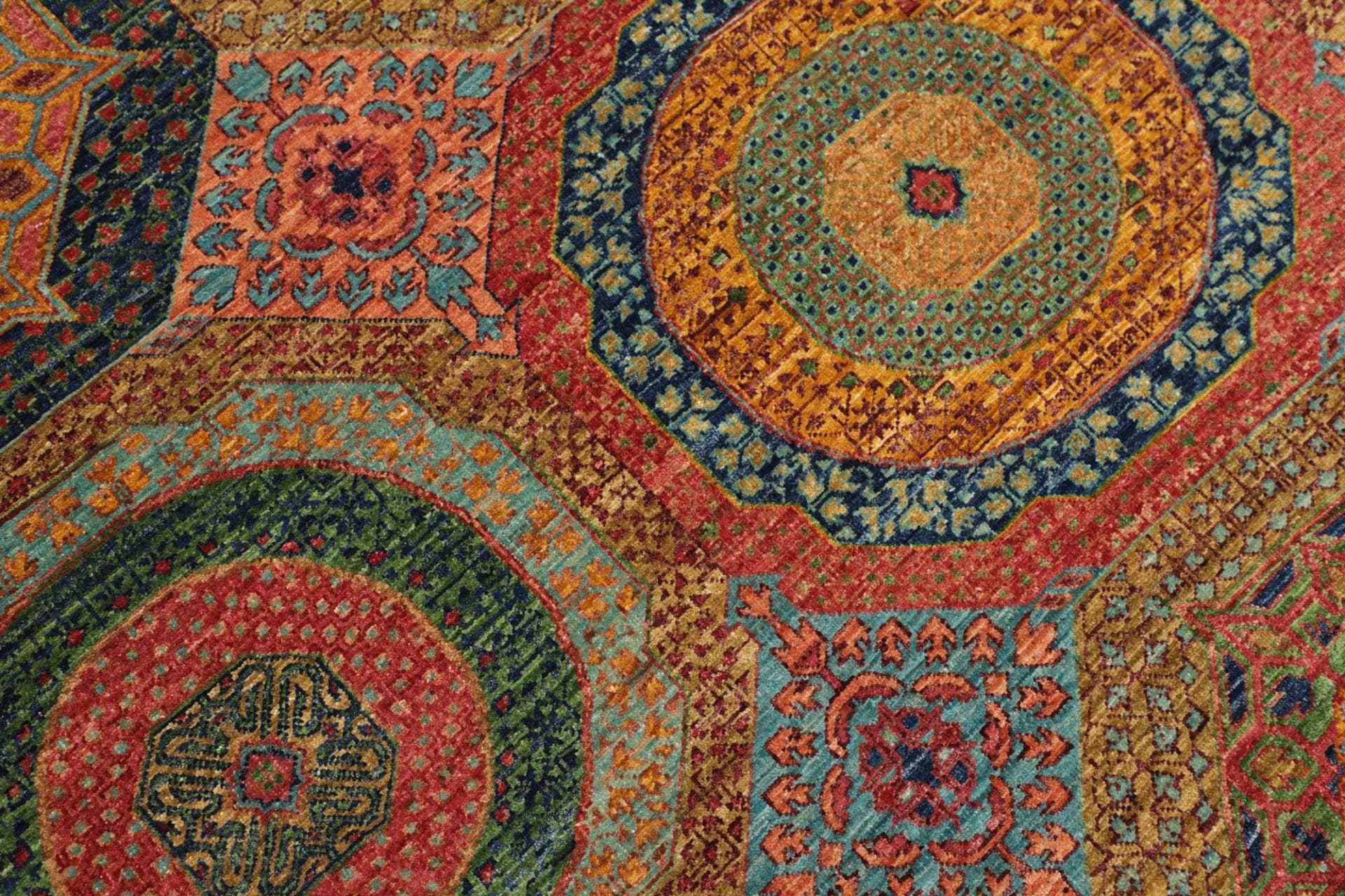 mamluk-orientteppich-252-x-304-cm-aus-schurwolle-handgeknupft-5 Mamluk Orientteppich aus Pakistan, 252 × 304 cm