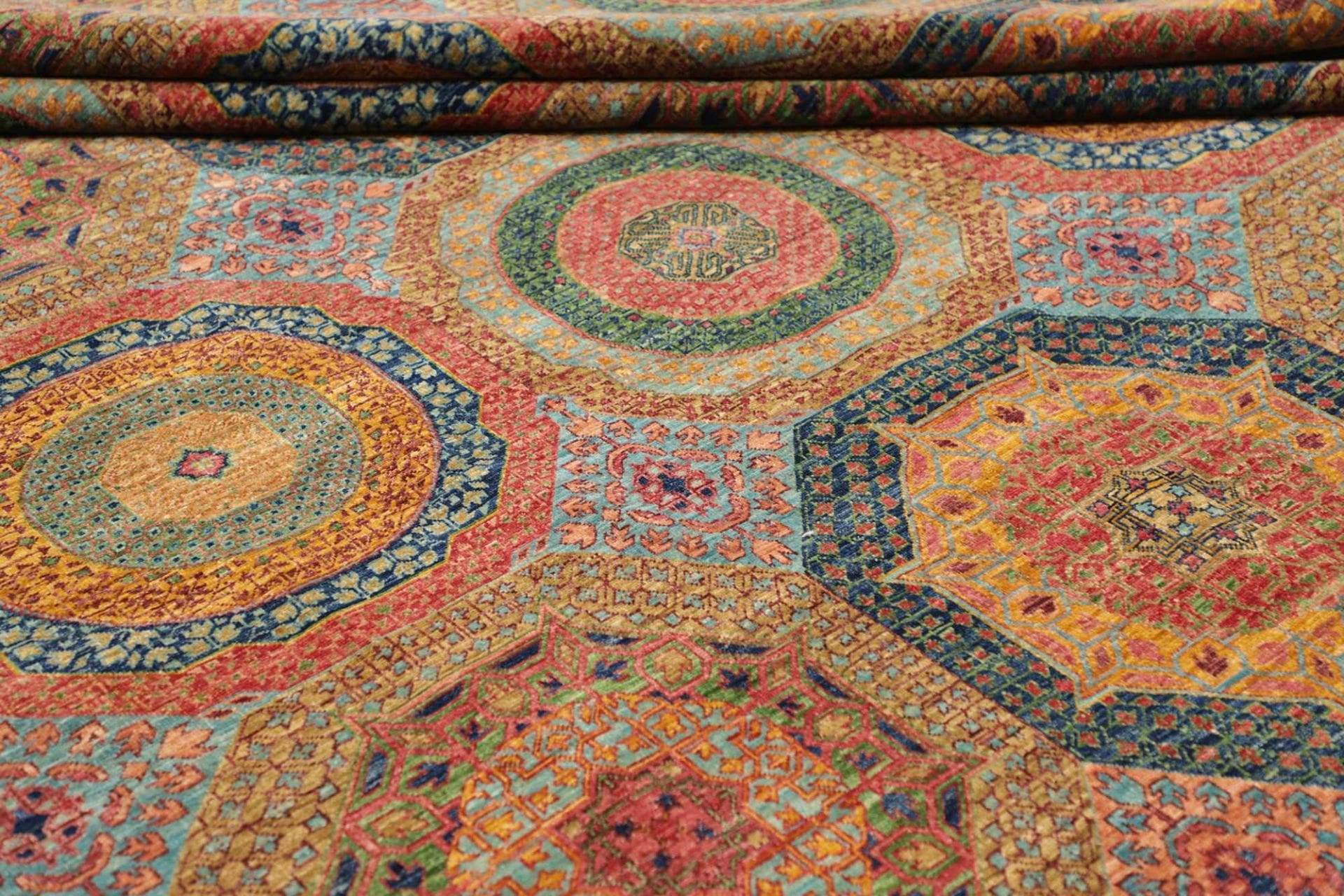 mamluk-orientteppich-252-x-304-cm-aus-schurwolle-handgeknupft-9 Mamluk Orientteppich aus Pakistan, 252 × 304 cm