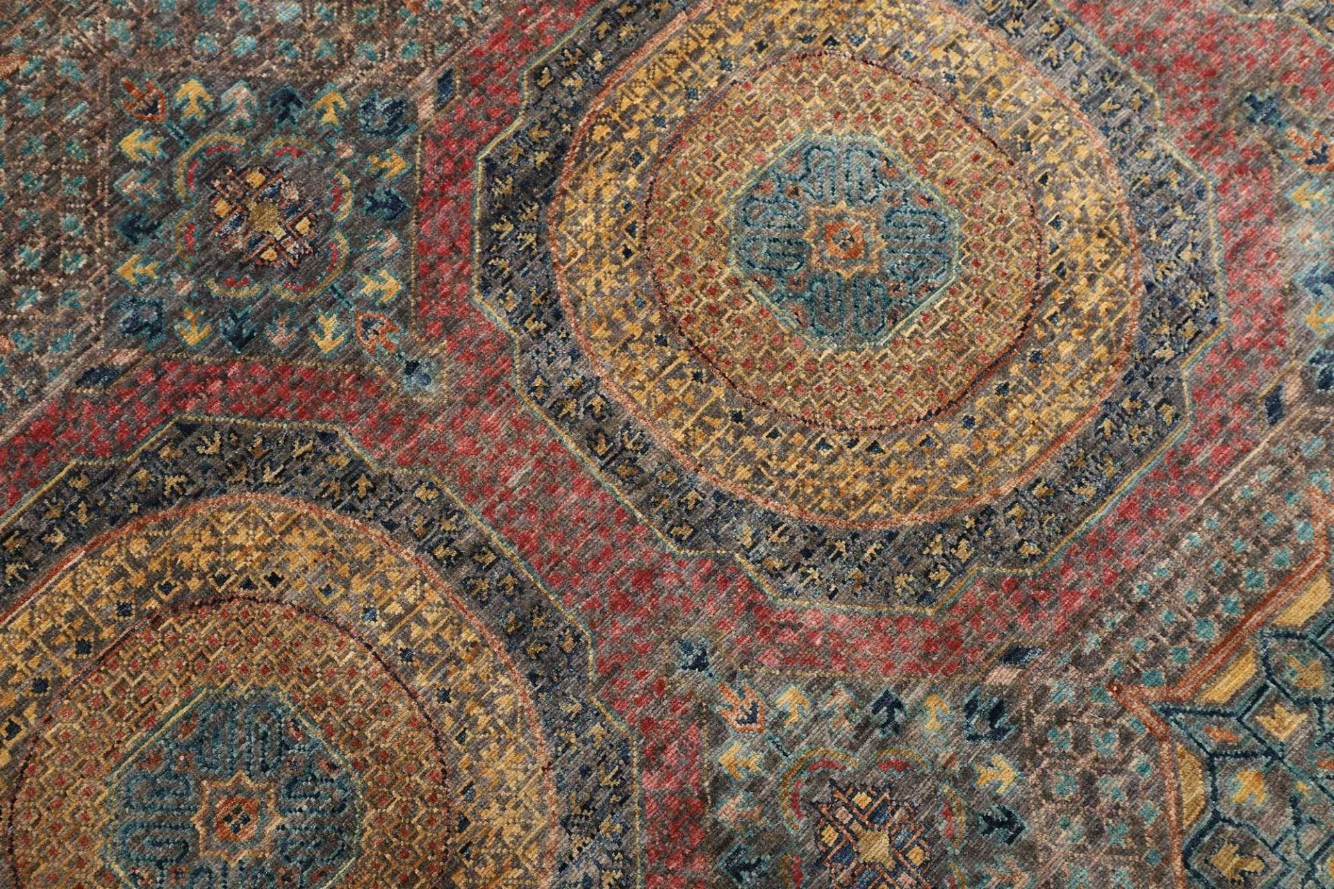 Mamluk Orientteppich 249 × 303 cm aus Wolle, handgeknüpft