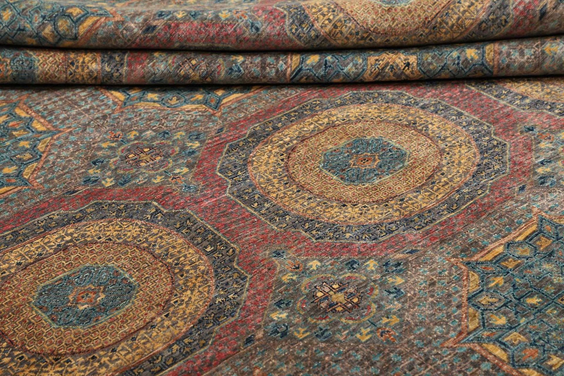 Mamluk Orientteppich 249 × 303 cm aus Wolle, handgeknüpft