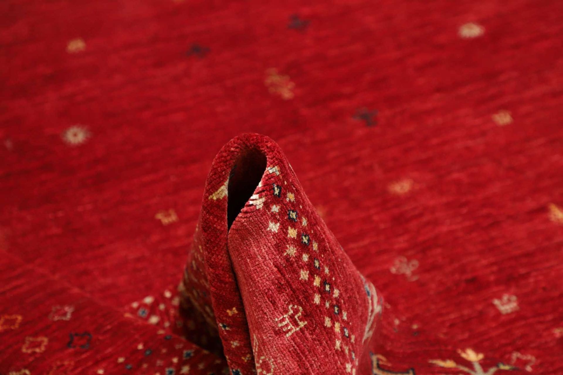 Handgewebter Gabbeh Orientteppich, 251 × 303 cm, Wolle