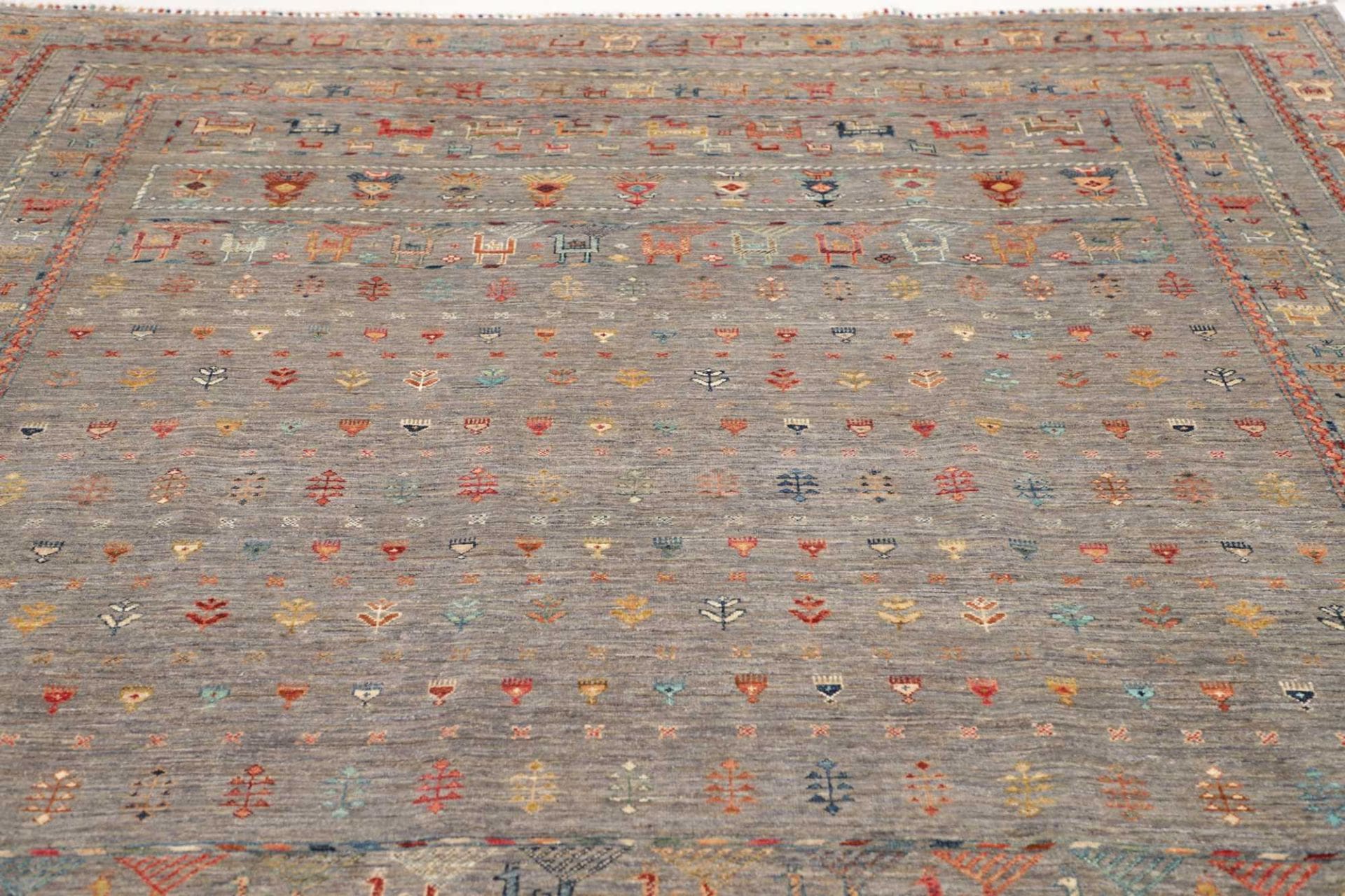 Handgeknüpfter Samarkand Orientteppich 247 × 306 cm
