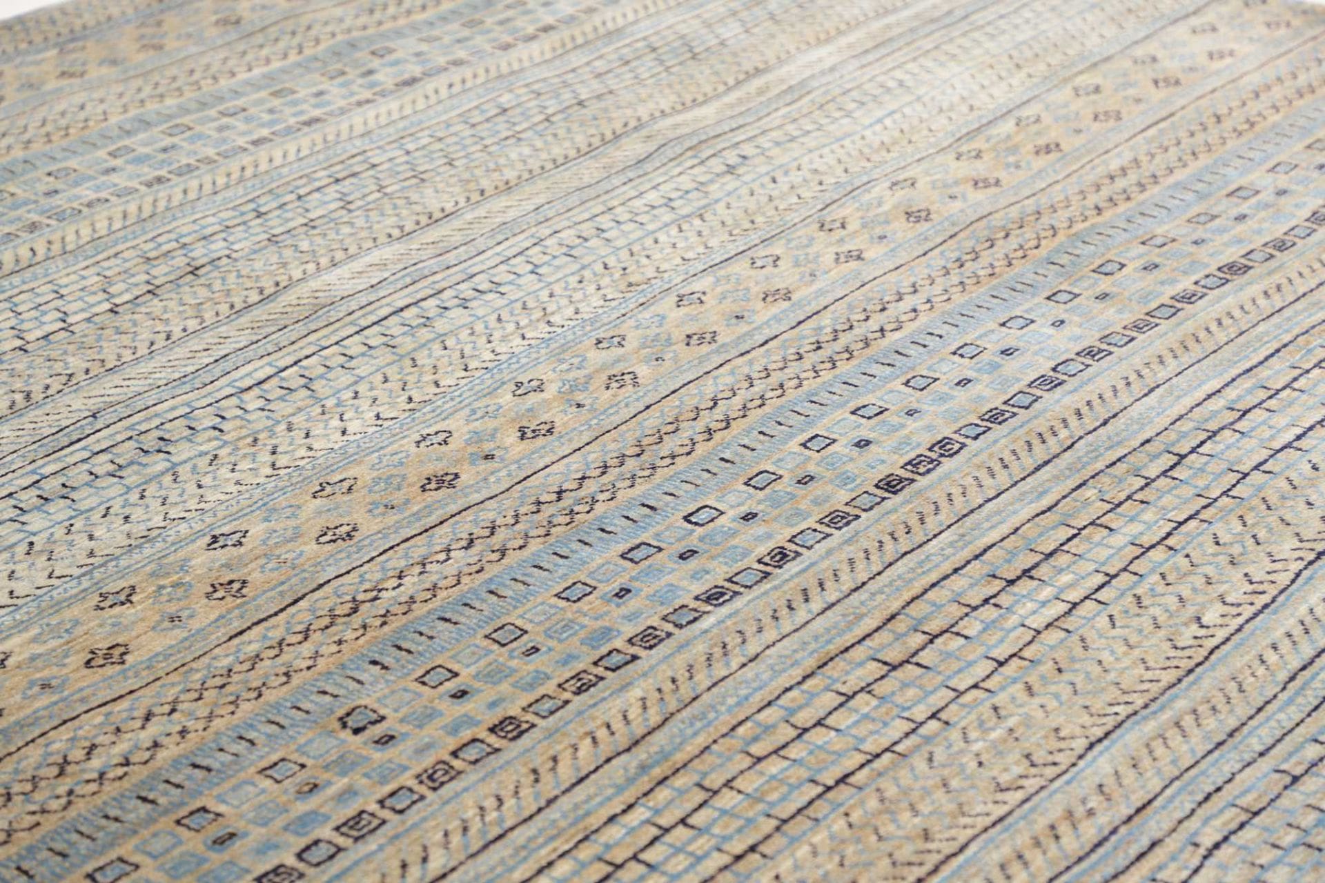 Loribaft Orientteppich aus Pakistan, 249 × 303 cm