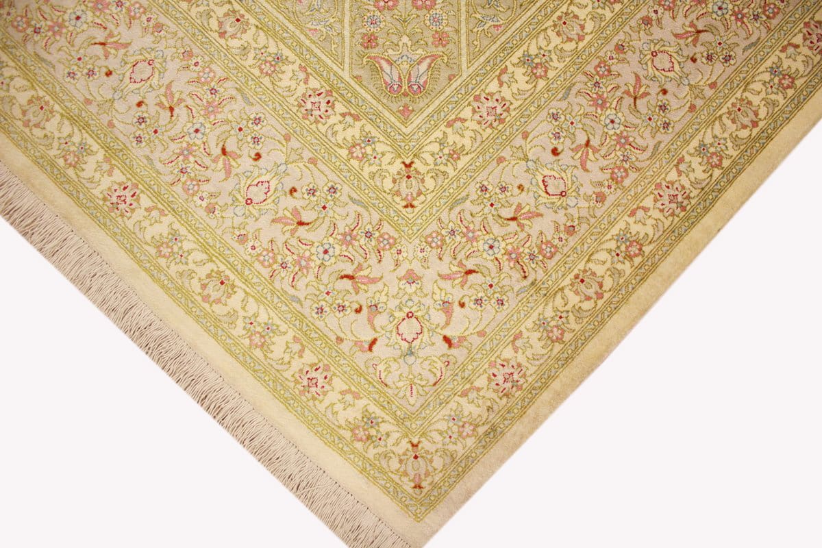 Perser Teppich Ghom Seidenteppich 200×133 cm Beige, handgeknüpft