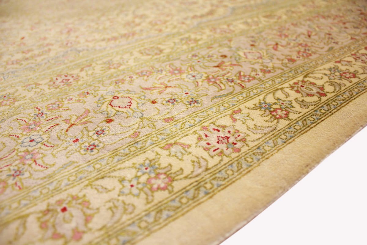 Perser Teppich Ghom Seidenteppich 200×133 cm Beige, handgeknüpft