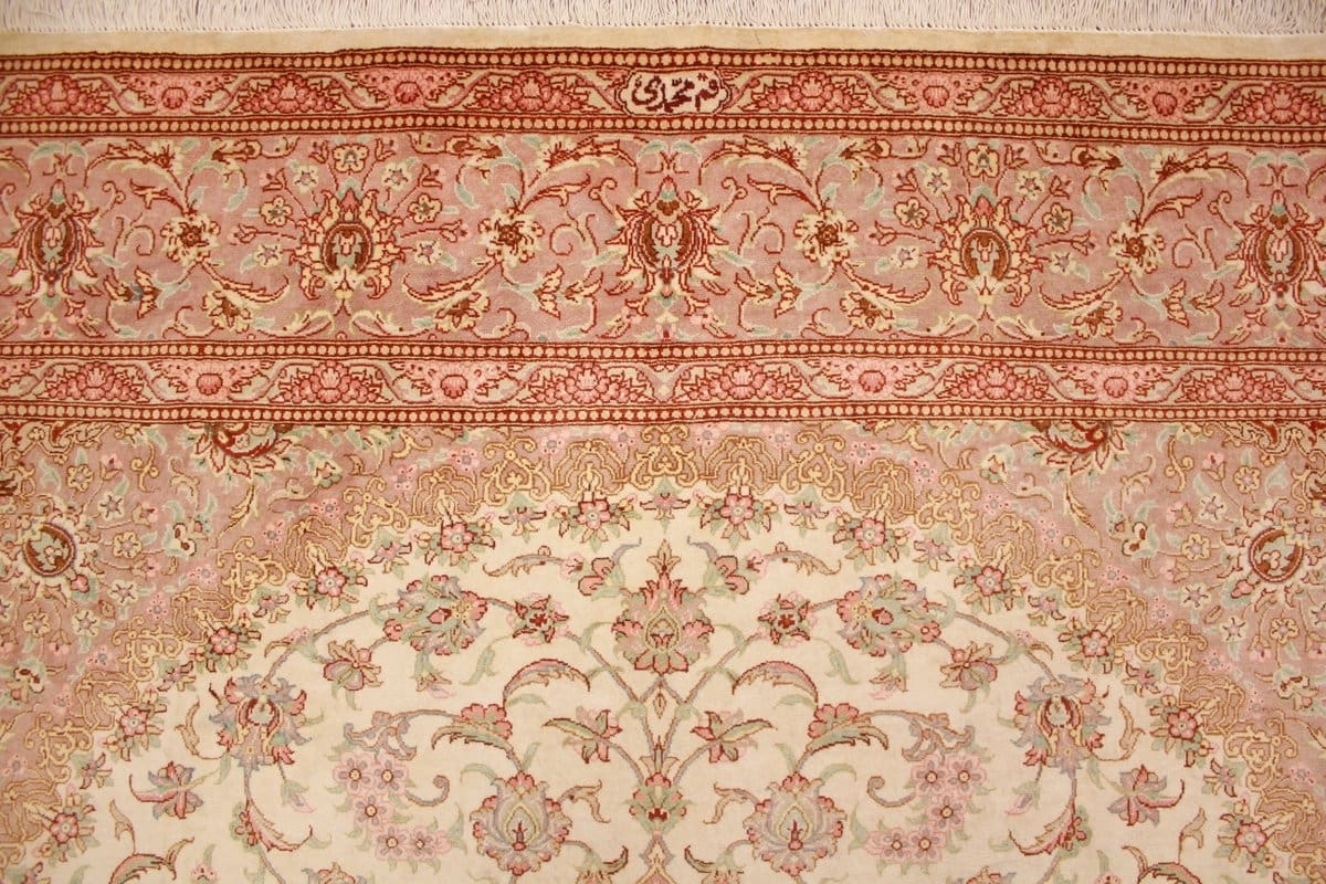Ghom Seidenteppich 195×135 cm Beige, feingliedrig, handgeknüpft