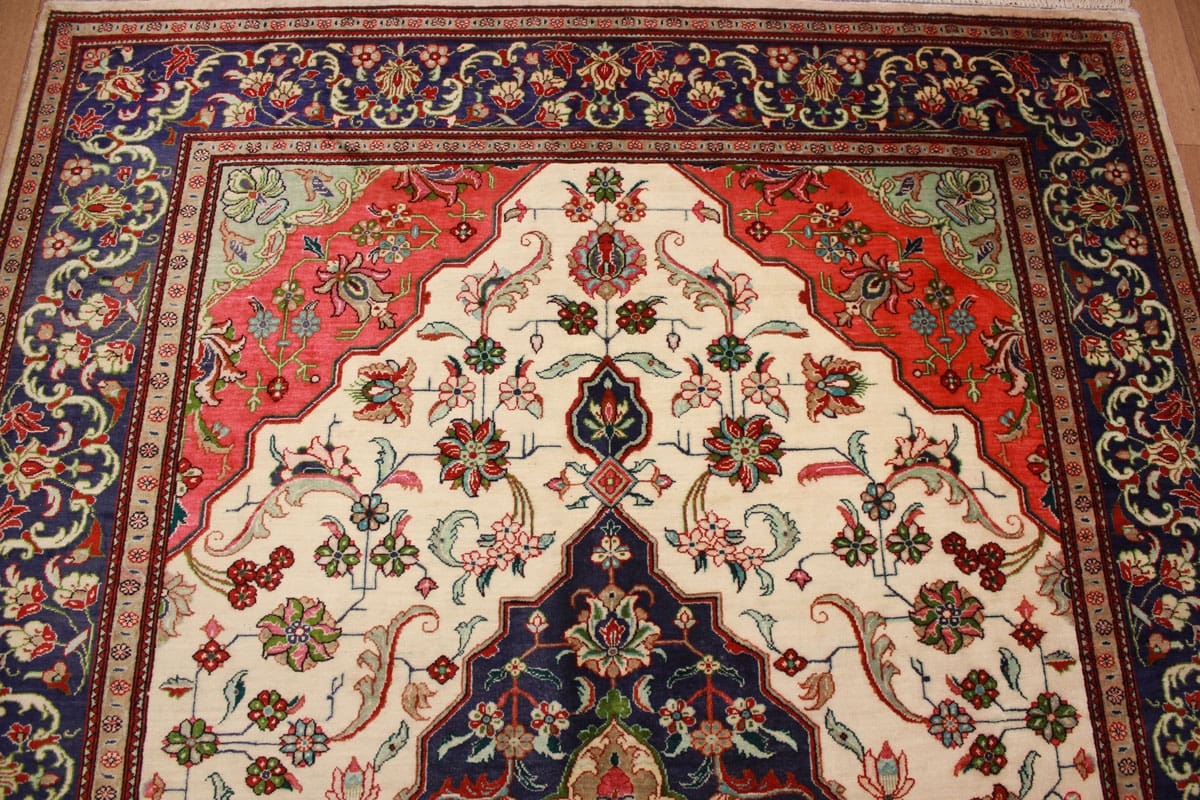 Perser Teppich Ghom Seidenteppich 192×136 cm Beige, handgeknüpft