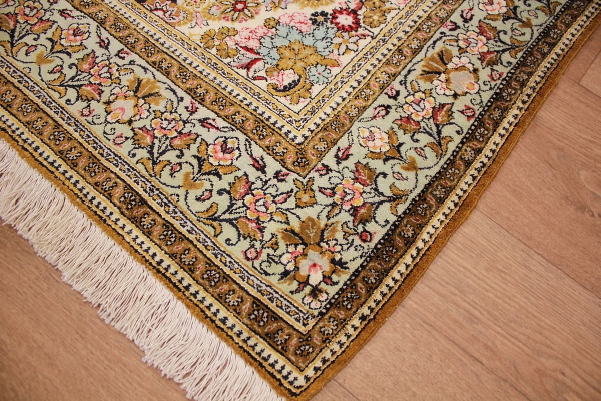 seidenteppich-ghom-154x101-cm-naturfarbene-motive-handgeknupft-4 Handgeknüpfter Ghom Perserteppich, Seide