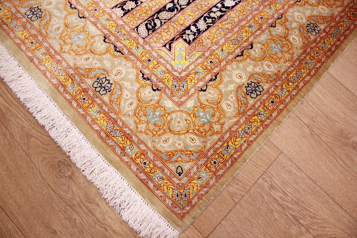 ghom-seidenteppich-149x99-cm-gold-harmonische-naturfarben-handgeknupft-4 Ghom Seidenteppich 149×99 cm Gold, harmonische Naturfarben, handgeknüpft