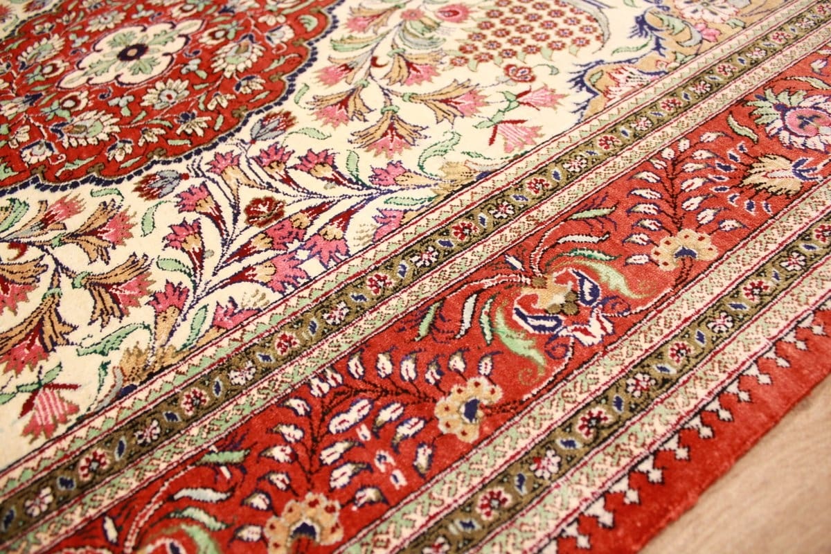 Ghom Seidenteppich 153×101 cm Beige, feingliedrig, handgeknüpft