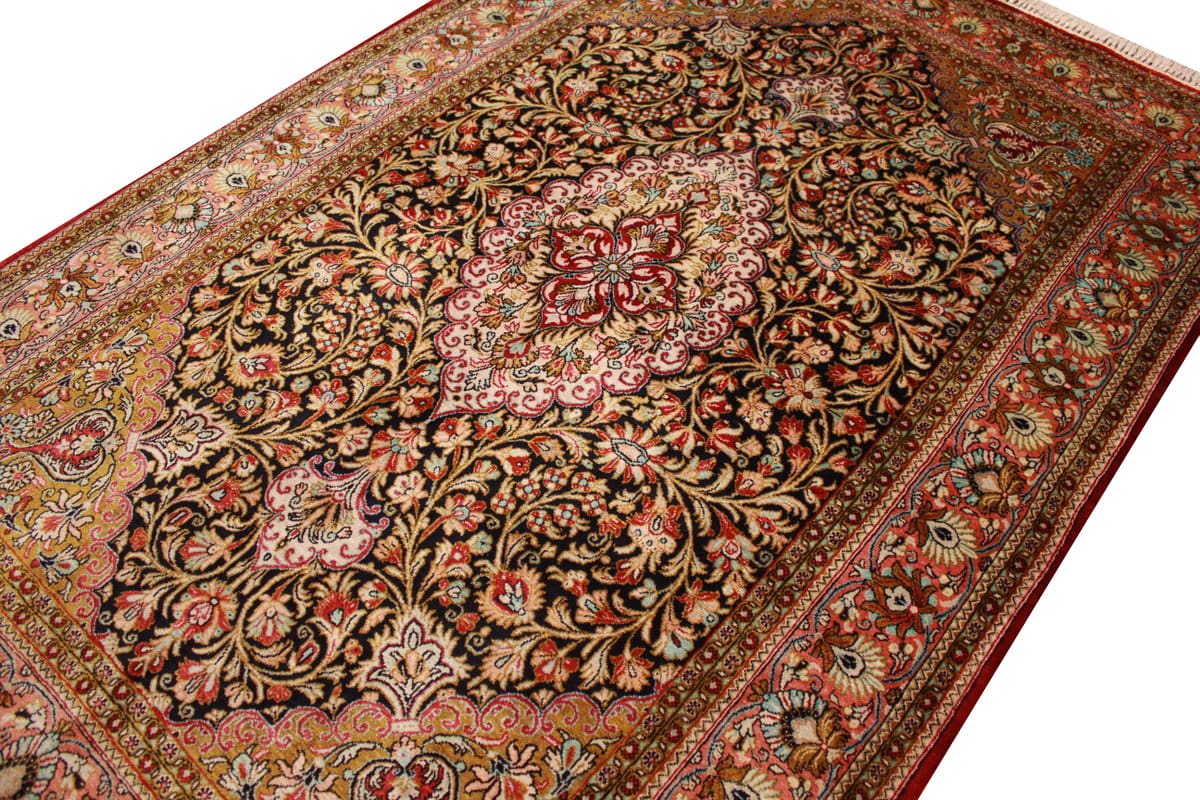 Alter Ghom Seidenteppich 166×106 cm, Naturfarben, handgeknüpft