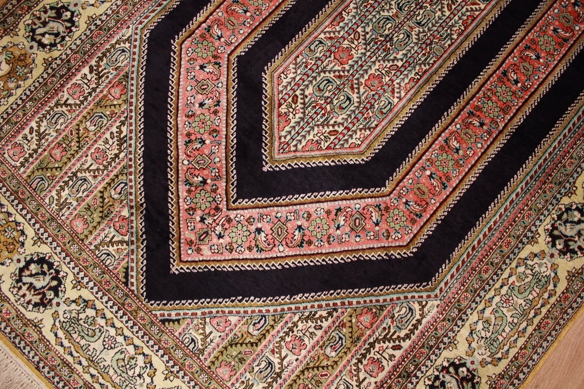 Alter Ghom Seidenteppich 170×114 cm, feine Muster, handgeknüpft