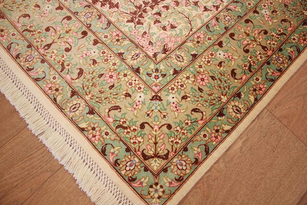 Perserteppich Ghom Seidenteppich „Ahmadi“ 150×99 cm Beige, handgeknüpft