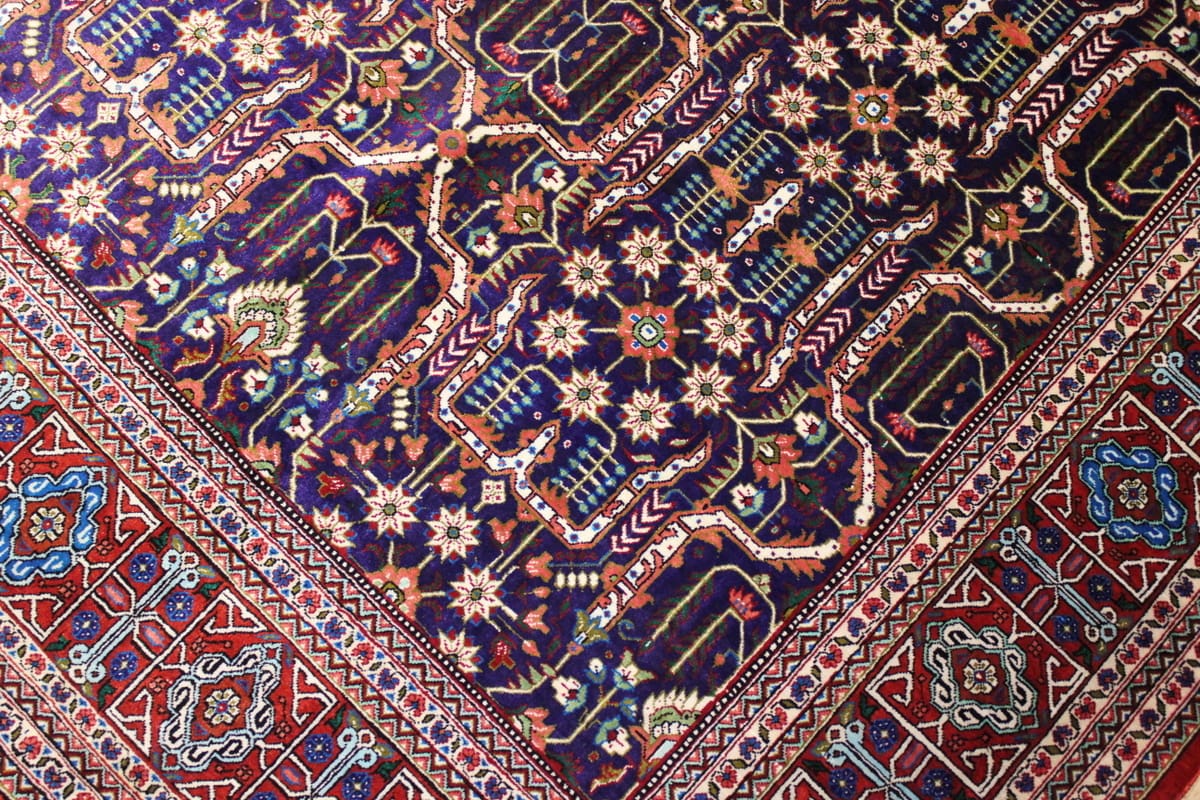 Ghom Seidenteppich Dunkelblau 147×103 cm, feingliedrig handgeknüpft