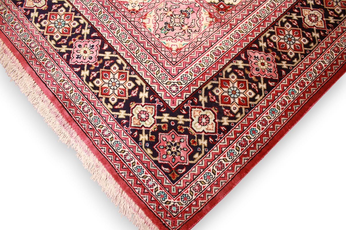 Perserteppich Ghom Seidenteppich 129×80 cm, handgeknüpft, Naturfarben