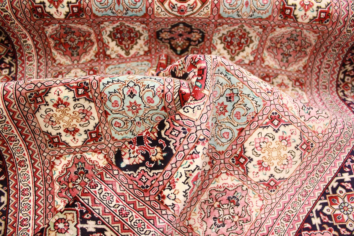 Perserteppich Ghom Seidenteppich 129×80 cm, handgeknüpft, Naturfarben