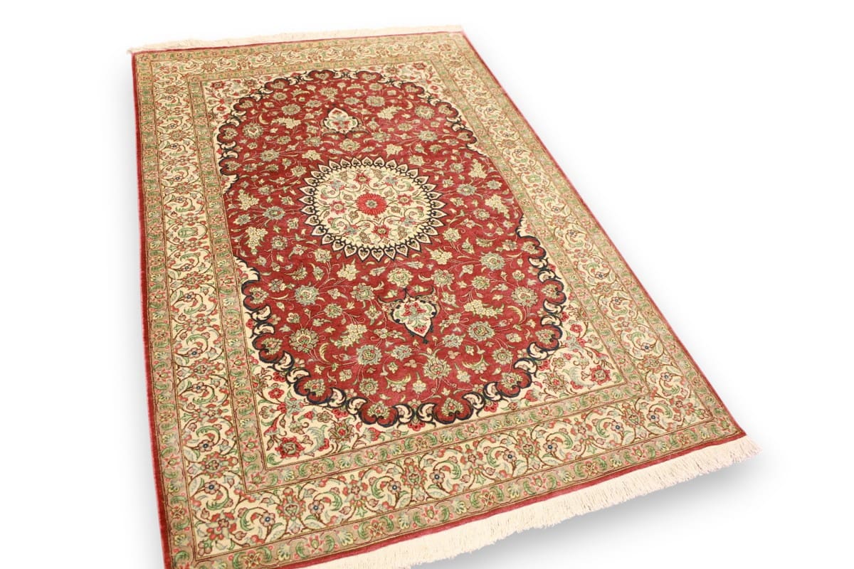 Perser Teppich Ghom Seidenteppich 122×81 cm Rot, handgeknüpft