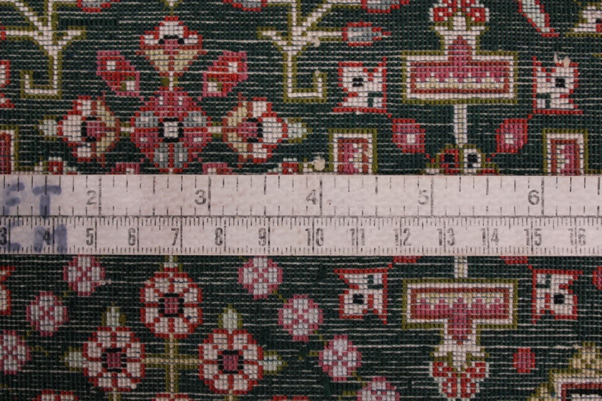 Exklusiver Ghom Seidenteppich 126×78 cm Grün, handgeknüpft