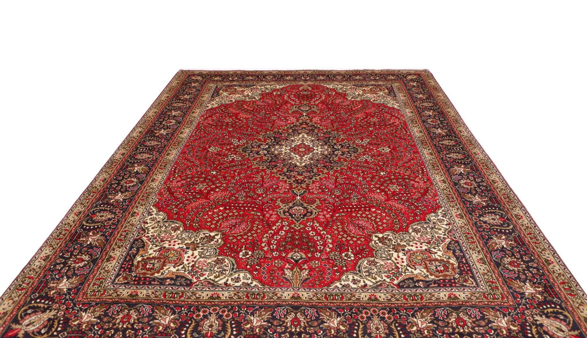 Täbriz Perserteppich 248 × 344 cm aus Wolle, handgeknüpft