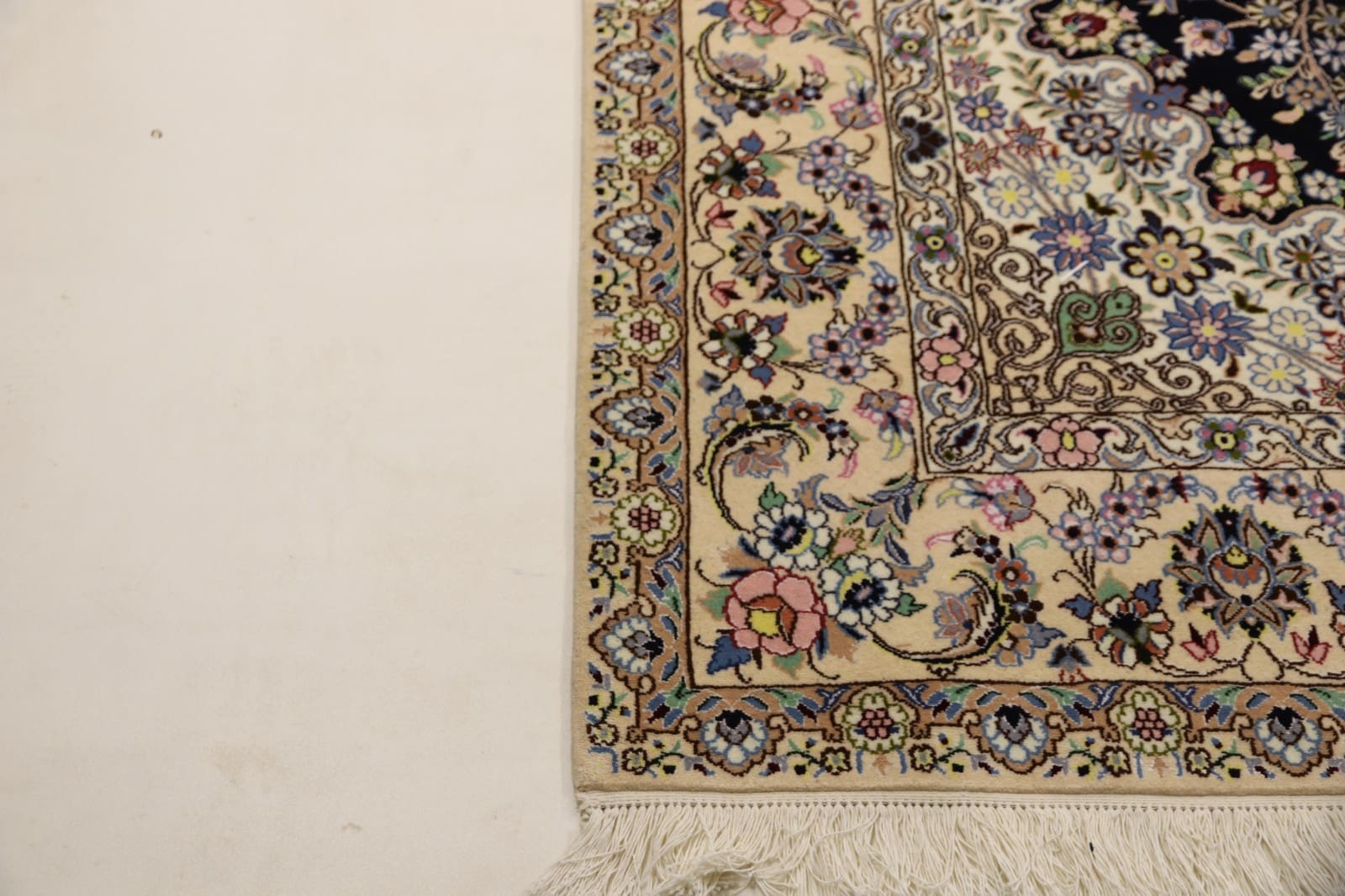 perserteppich-nain-302-x-206-cm-seide-handgeknupft-orientalisch-3 Handgeknüpfter Nain Perserteppich 300 × 205 cm