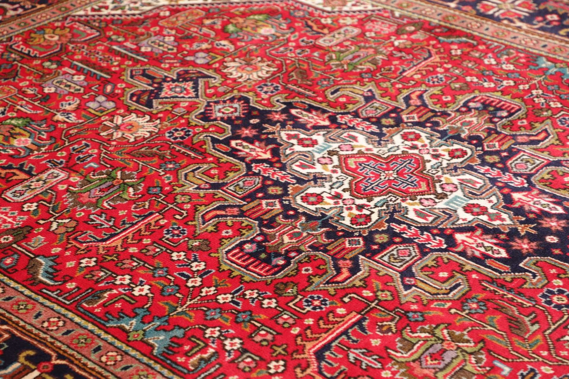 Täbriz Perserteppich aus Iran, 208 × 286 cm