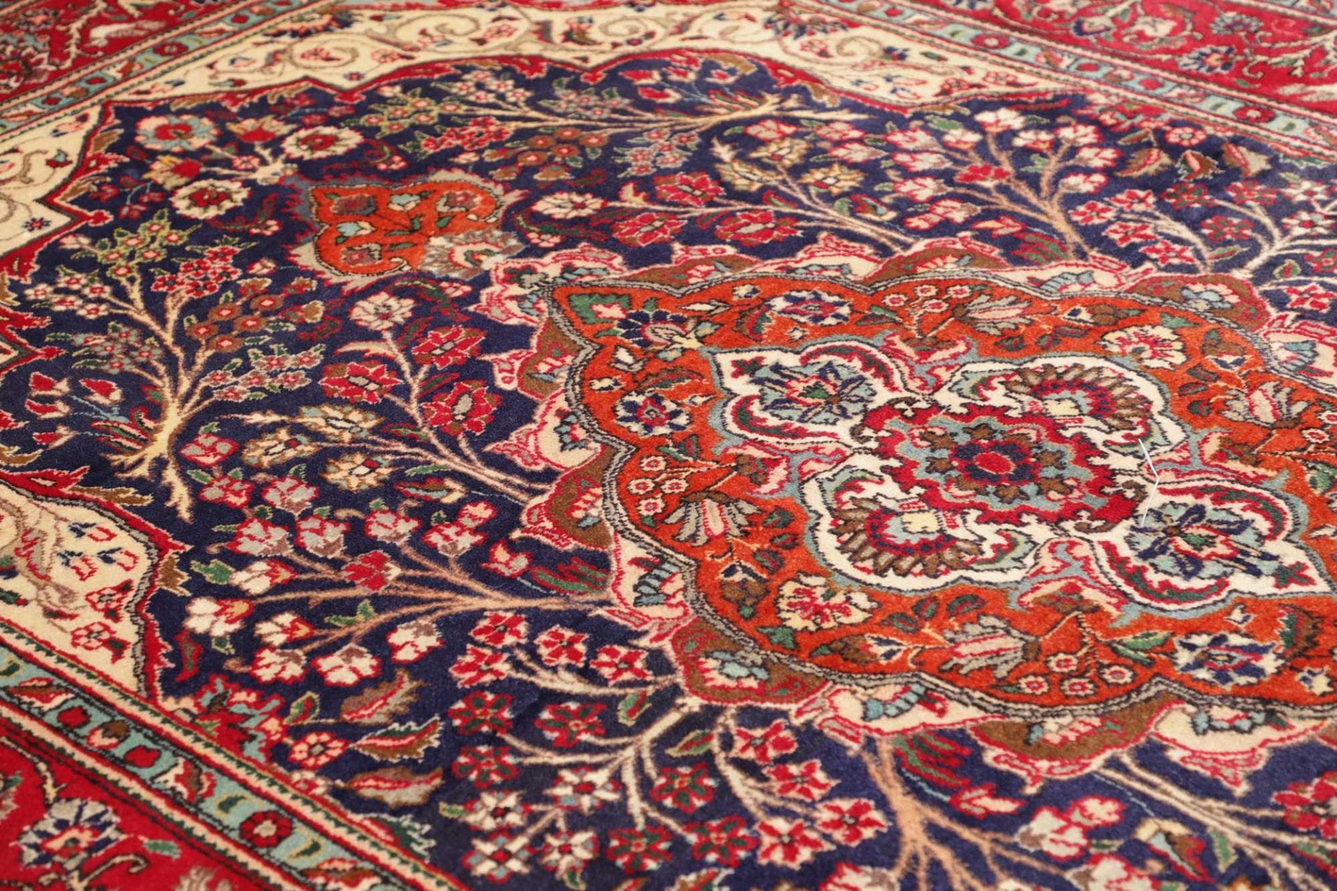 Täbriz Perserteppich 203 × 301 cm aus Wolle, handgeknüpft