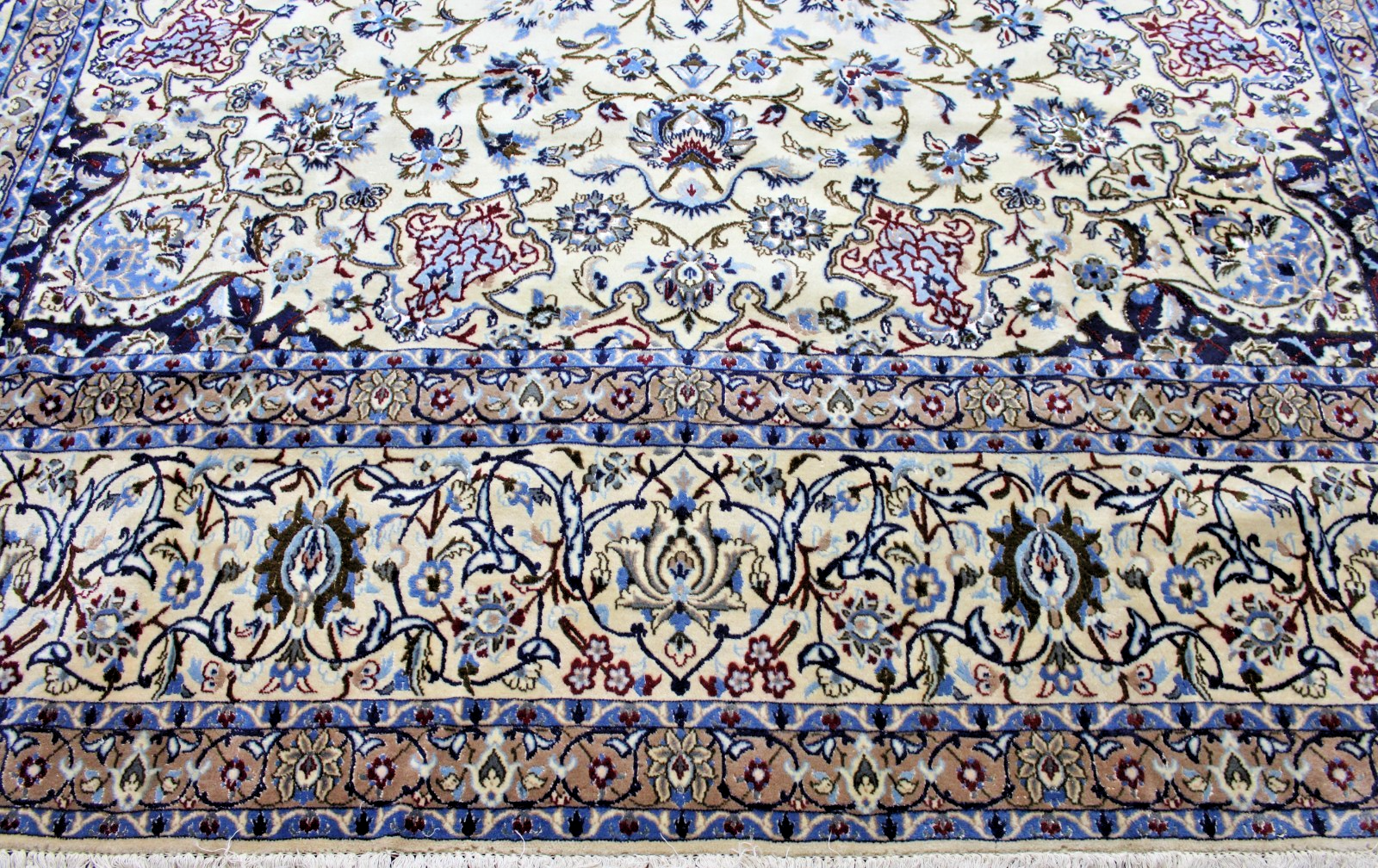 Nain Perserteppich 450 × 305 cm aus Wolle, handgeknüpft