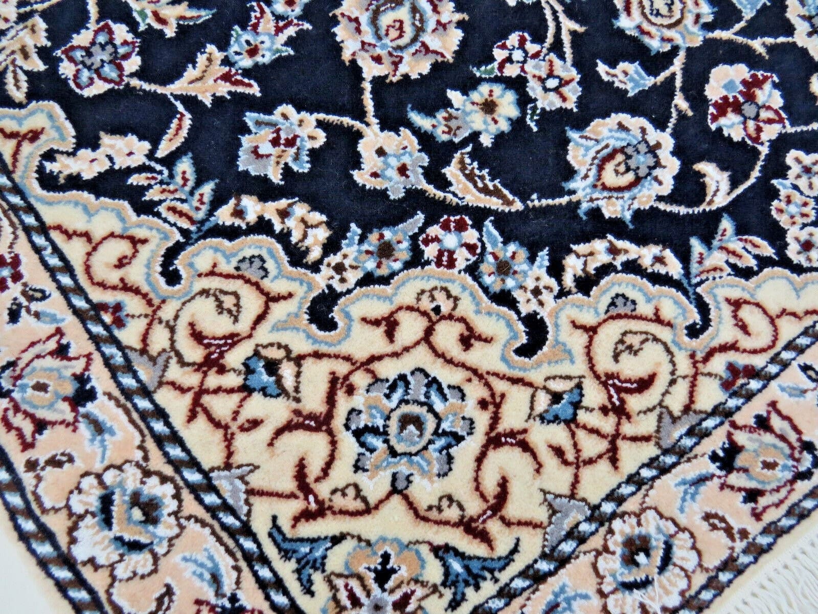 perserteppich-nain-116-x-88-cm-schurwolle-seide-handgeknupft-neu-6 Nain Perserteppich aus Iran, 116 × 88 cm