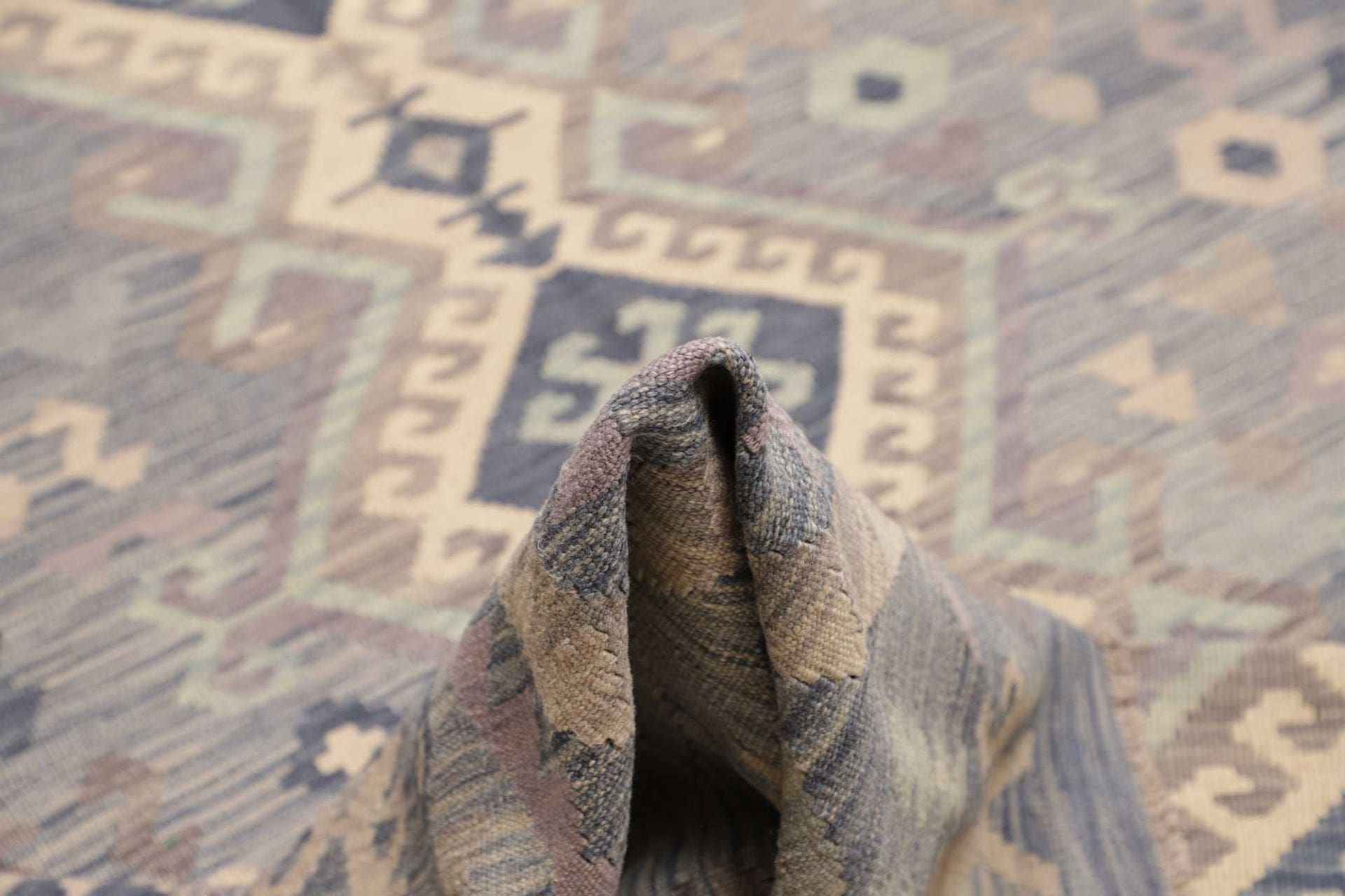 Kelim aus Pakistan, 246 × 336 cm
