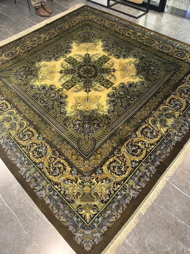 NEU 257×251 cm Handgeknüpfter Hossein Erami Ghom Seidenteppich „Versace – Green & Black“ | 6,45 m² | 66,3 Raj | 6.553.600 Knoten | 100 % Seide H1