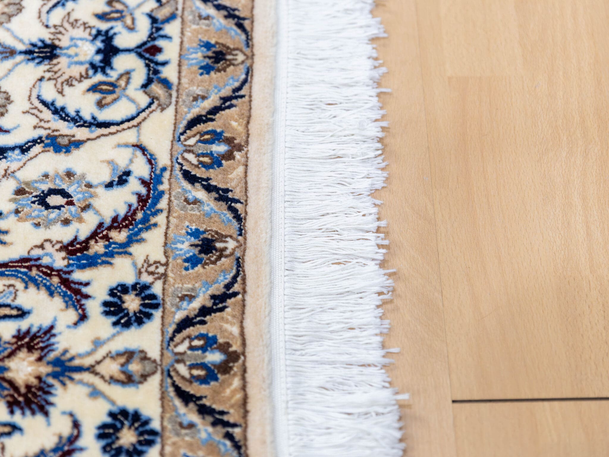 Nain Perserteppich aus Iran, 273 × 164 cm