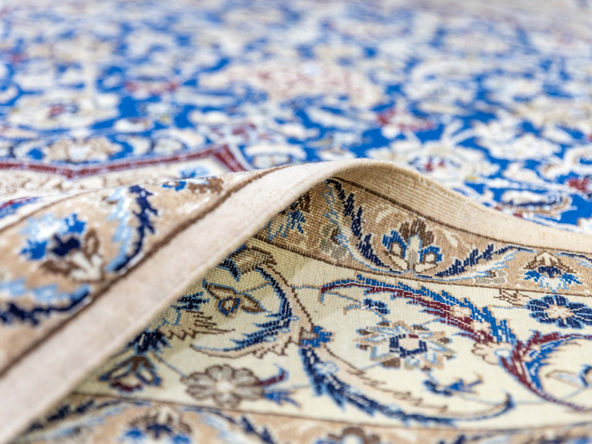 Nain Perserteppich aus Iran, 273 × 164 cm