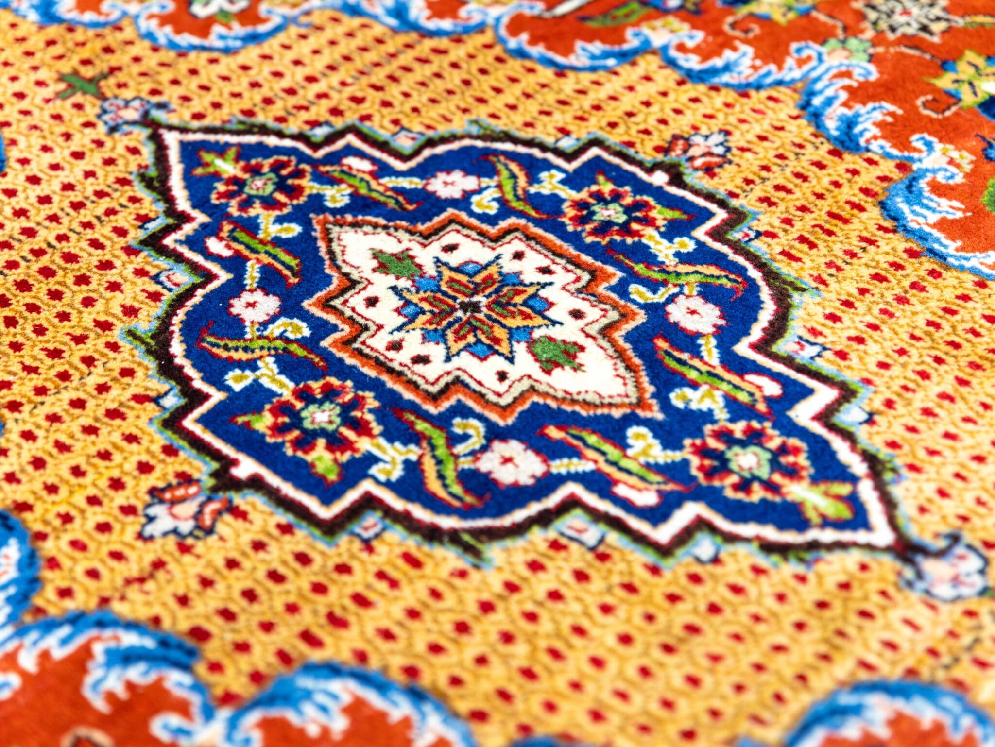 Sarough Farahan Perserteppich 334 × 290 cm aus Wolle, handgeknüpft