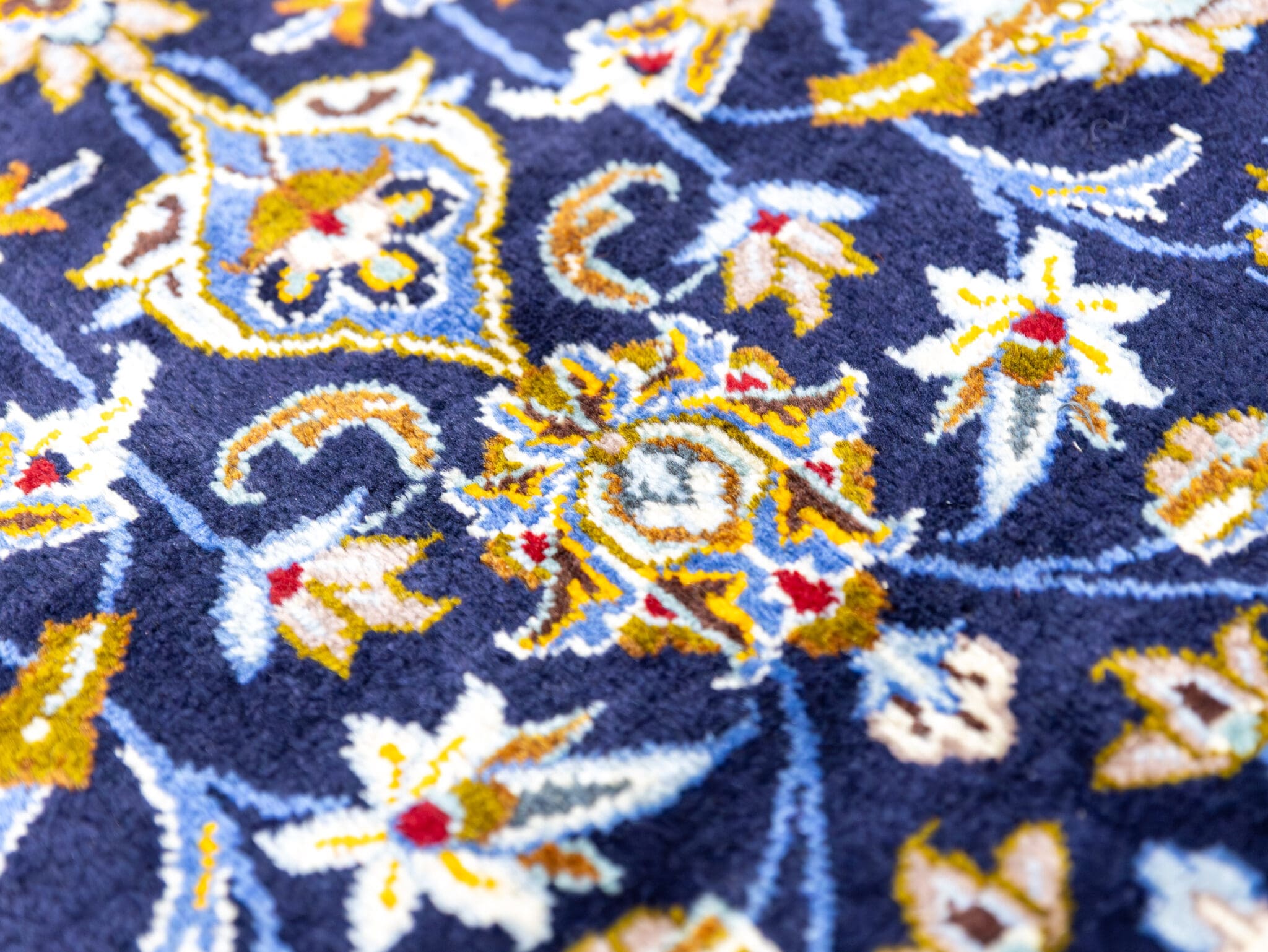 Kashan Perserteppich aus Iran, 369 × 275 cm