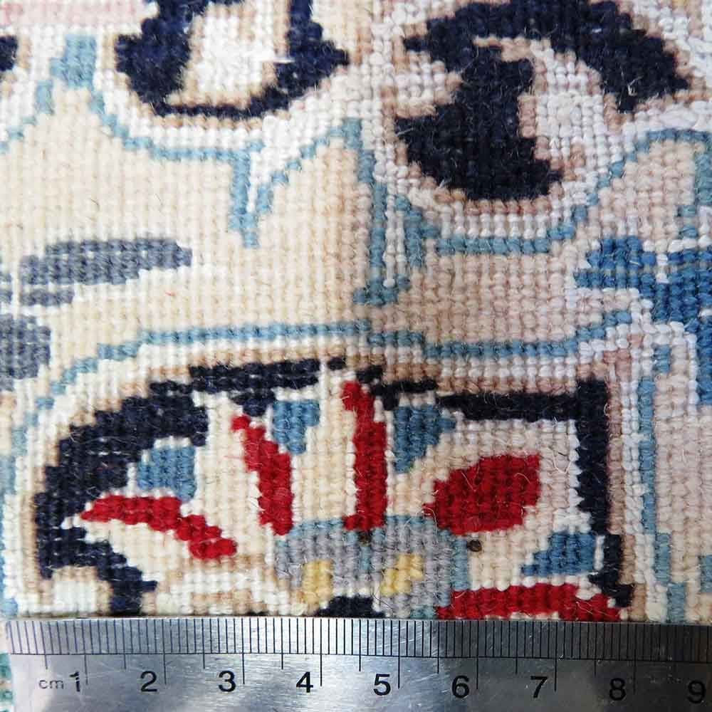Nain Perserteppich 240 × 160 cm aus Wolle & Seide, handgeknüpft