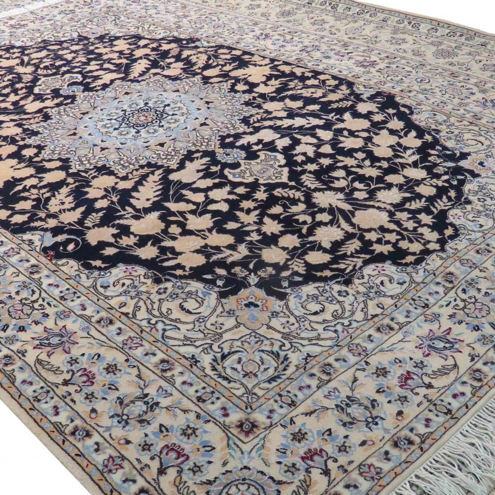 Nain Perserteppich aus Iran, 250 × 170 cm