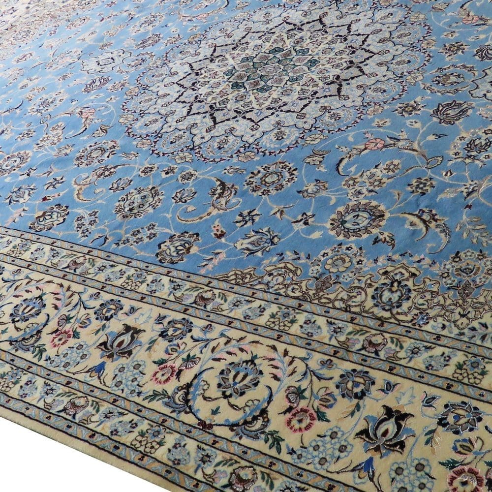 perserteppich-nain-6la-360-x-260-cm-schurwolle-seide-handgeknupft-2 Nain Perserteppich aus Iran, 360 × 260 cm