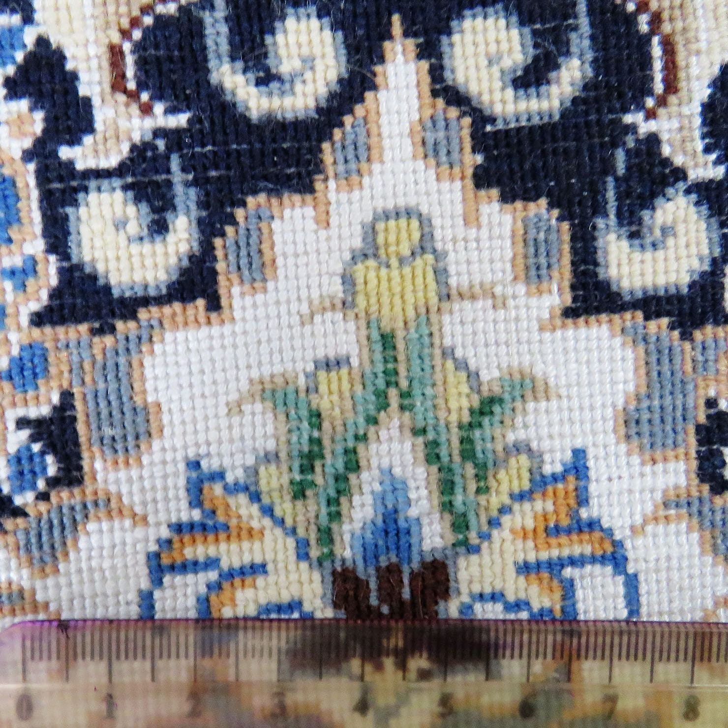 Nain Perserteppich aus Iran, 200 × 200 cm