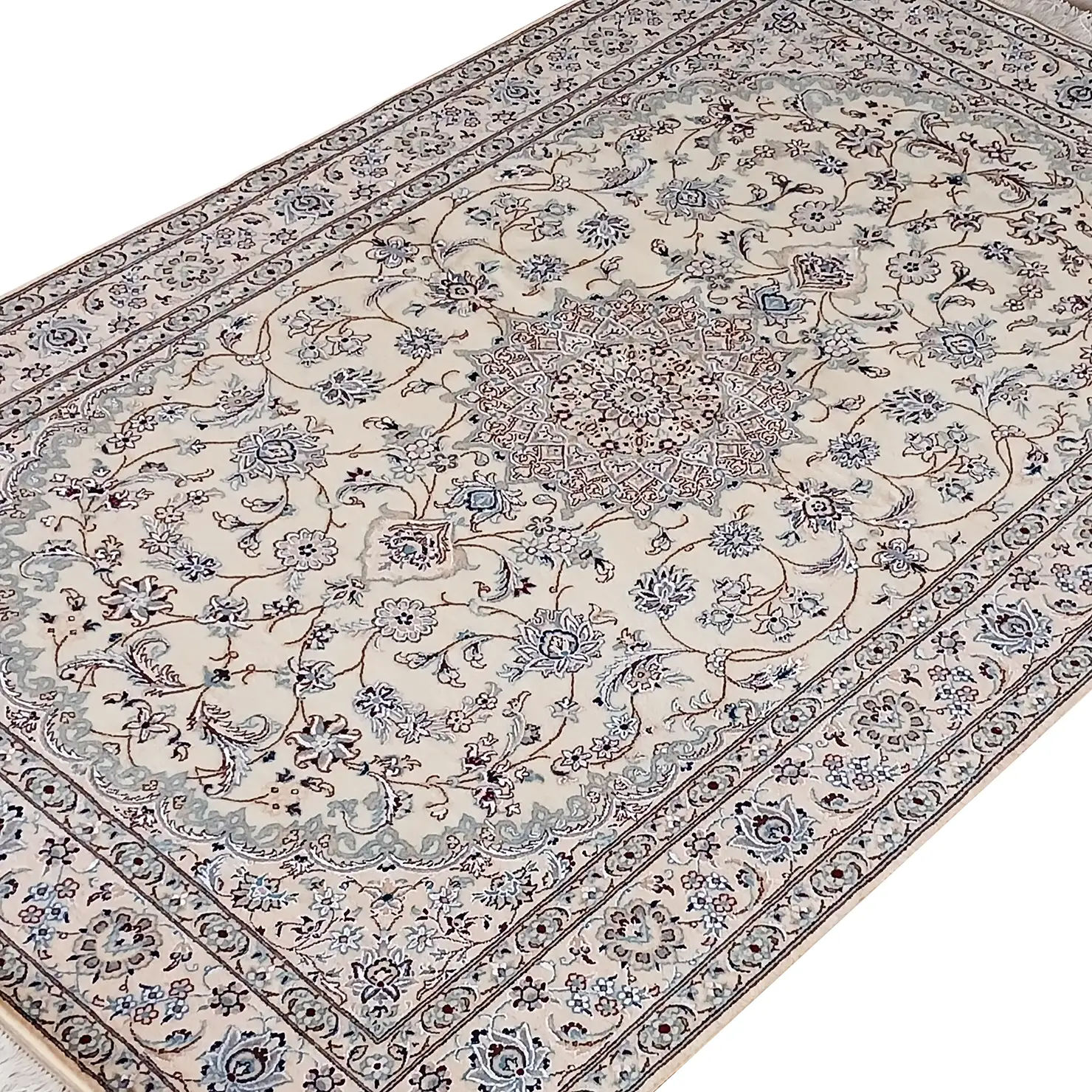 Handgeknüpfter Nain Perserteppich, 133 × 215 cm, Wolle