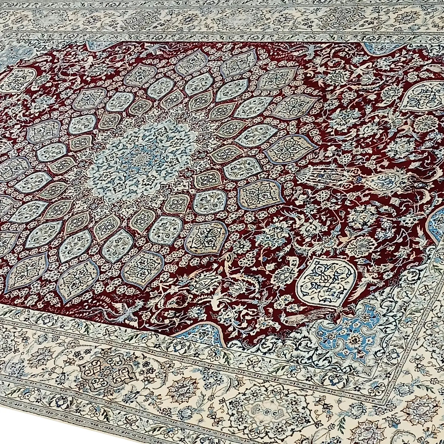 Nain Perserteppich aus Iran, 250 × 350 cm