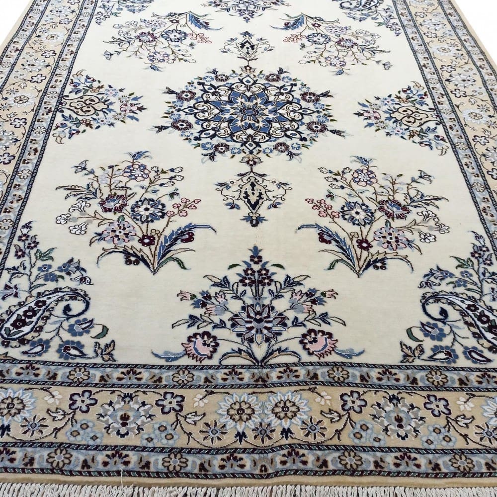Nain Perserteppich 238 × 155 cm aus Wolle, handgeknüpft
