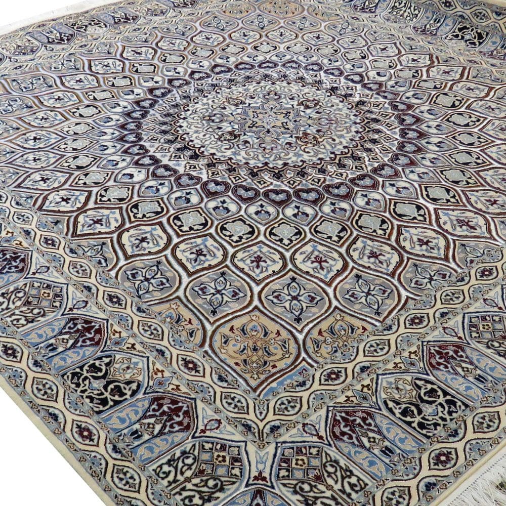Nain Perserteppich aus Iran, 215 × 215 cm