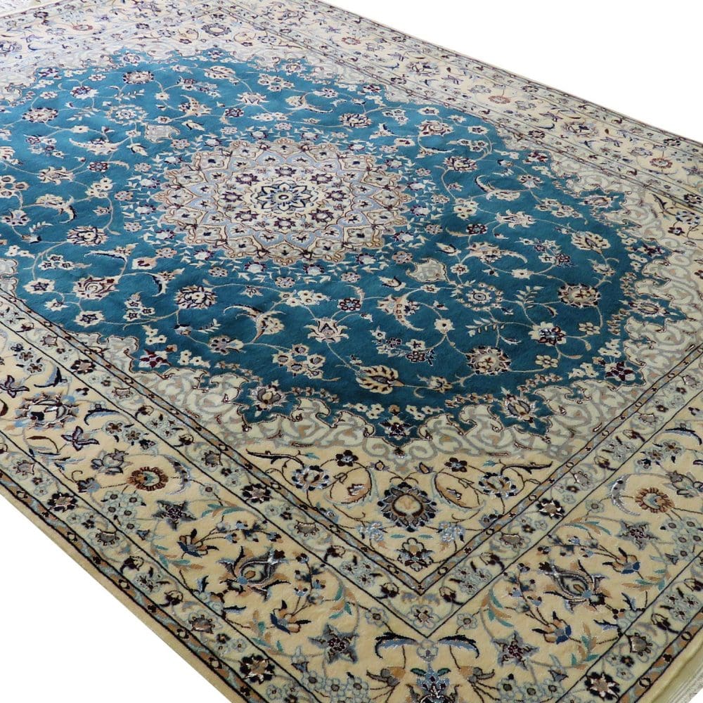 Handgeknüpfter Nain Perserteppich 230 × 180 cm