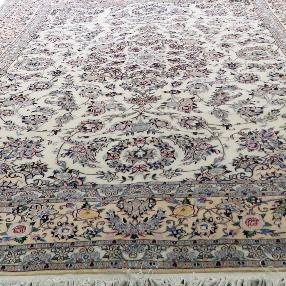 Nain Perserteppich 310 × 210 cm aus Wolle, handgeknüpft