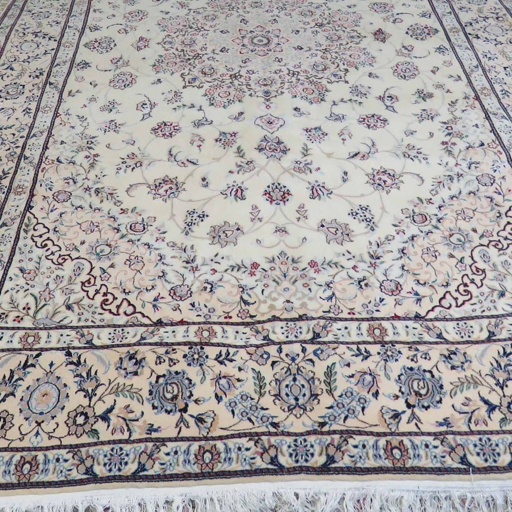 Nain Perserteppich 308 × 203 cm aus Wolle, handgeknüpft