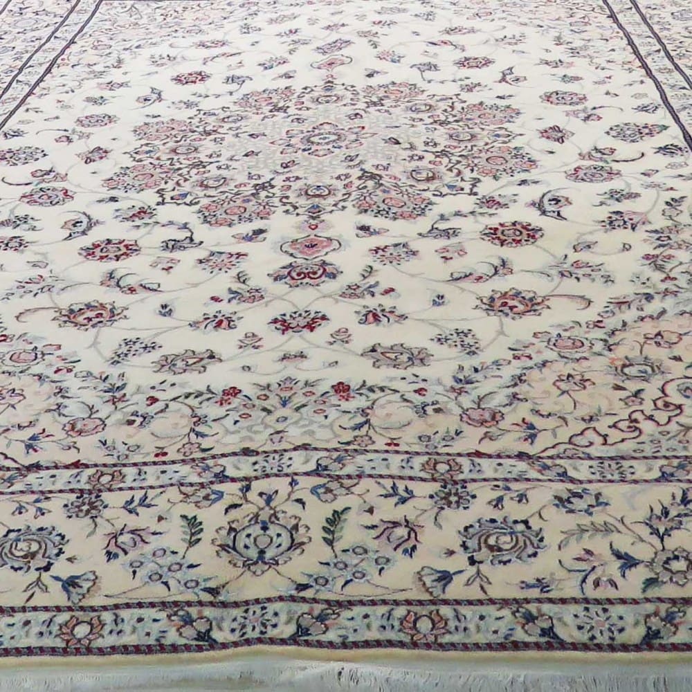 Nain Perserteppich 308 × 203 cm aus Wolle, handgeknüpft