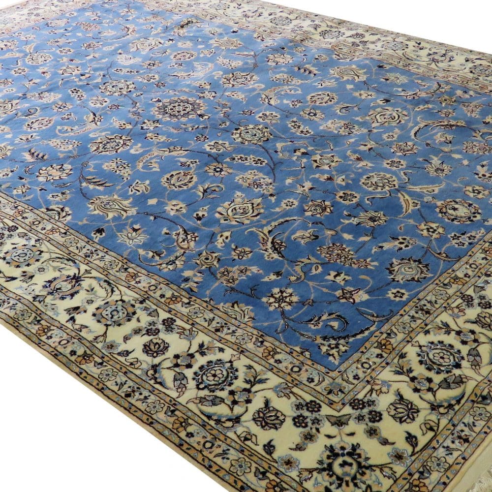 Nain Perserteppich aus Iran, 202 × 300 cm